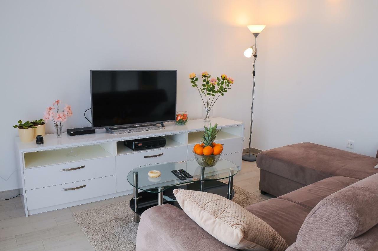 Apartment Petar Kastela Exterior photo