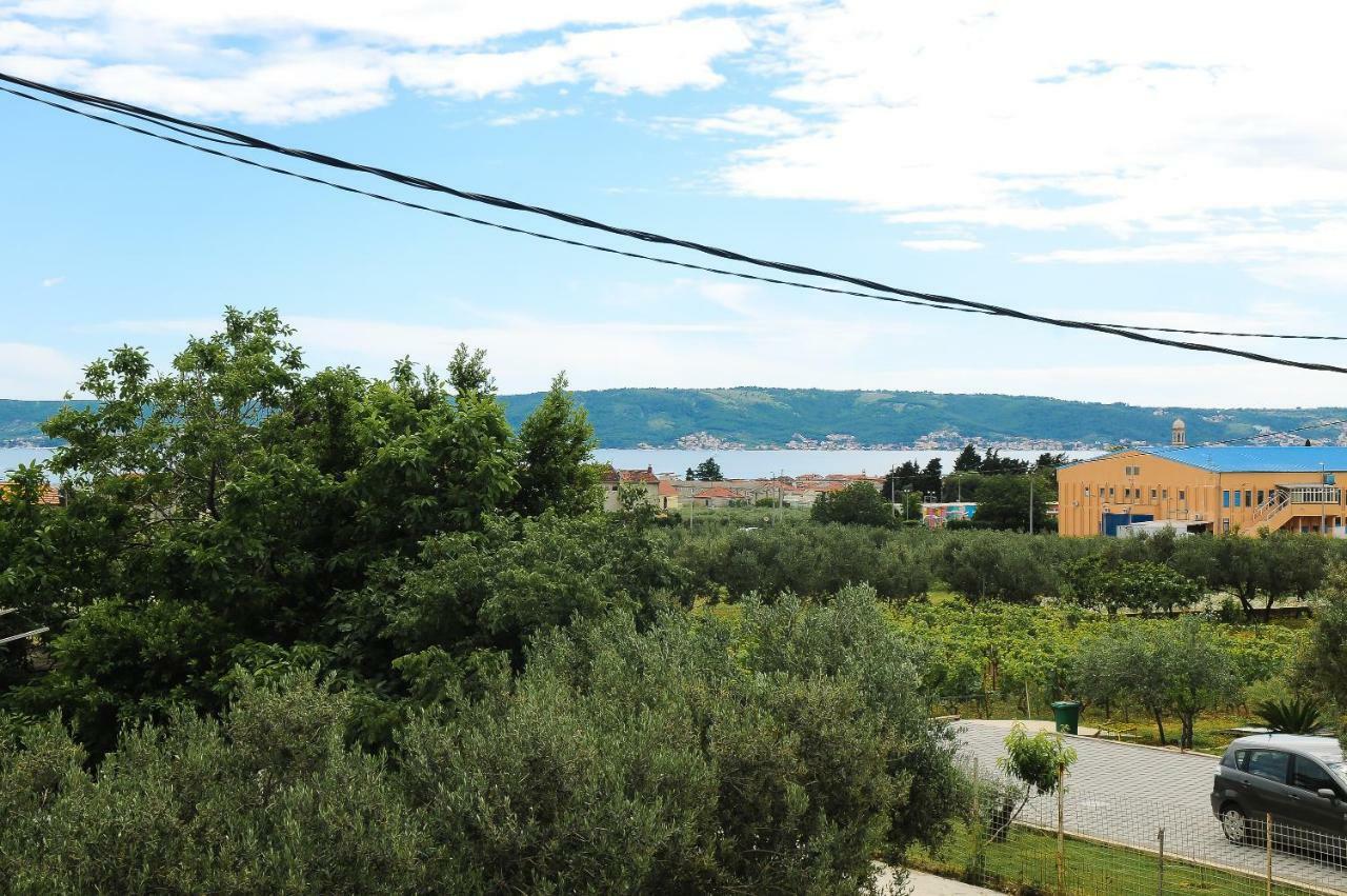 Apartment Petar Kastela Exterior photo